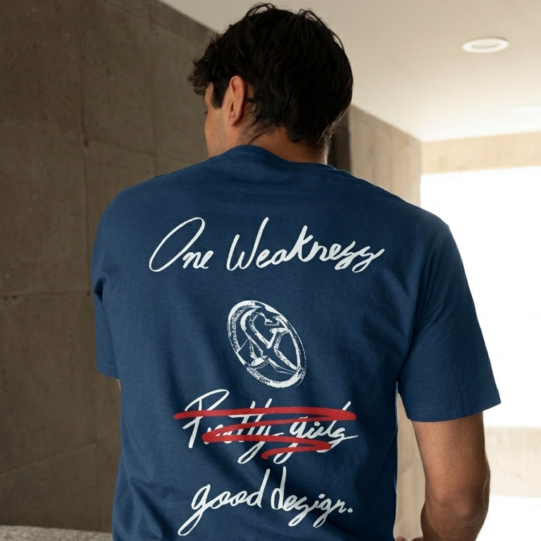 Playera azul marino One Weakness — Sn's & F — Detalle